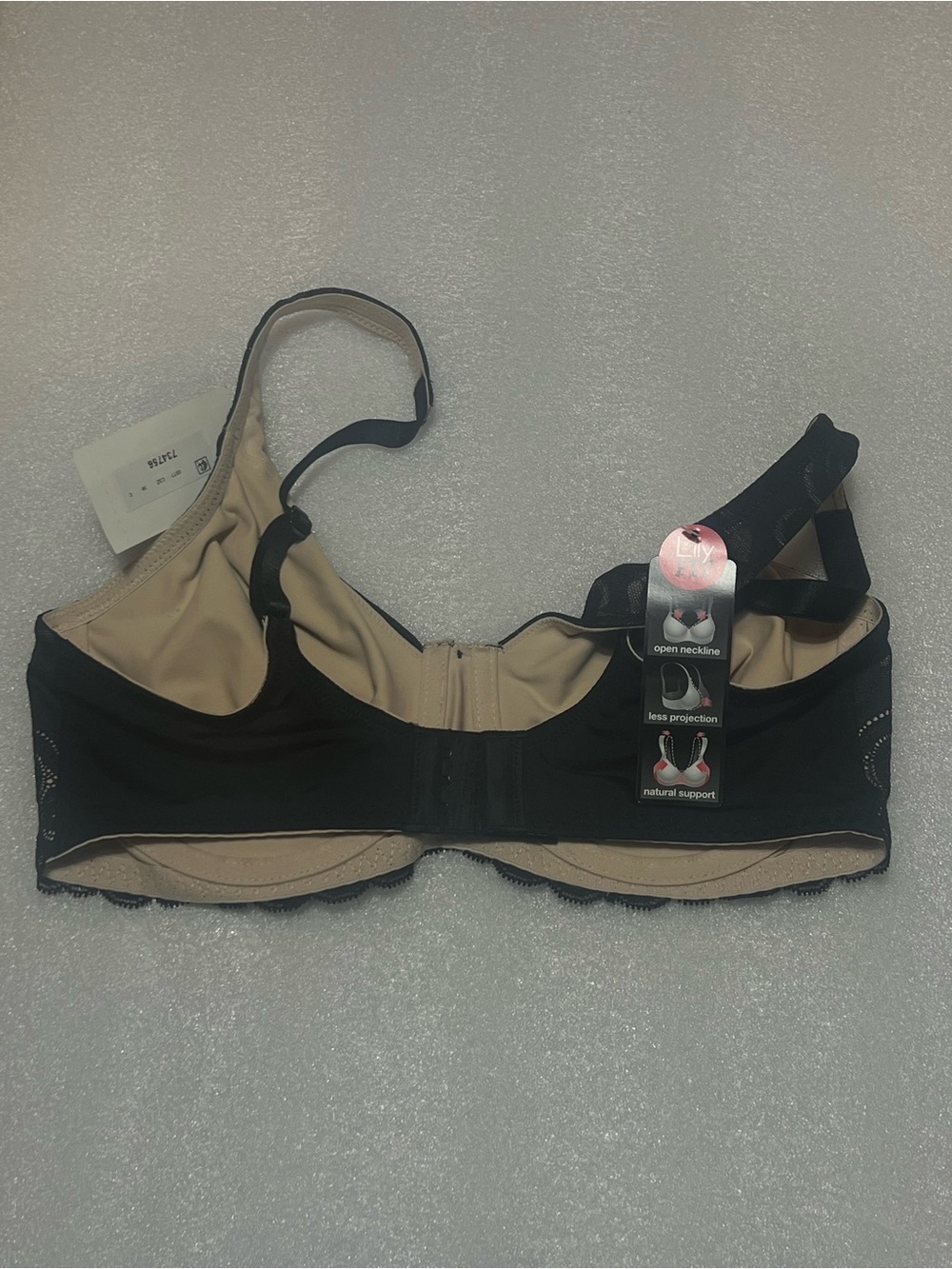 Black Lace Underwire Bra with Beige Lining Size 36C New - Picture 2 of 4